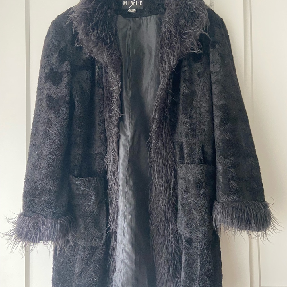 MIXIT Women's Black Faux Fur Coat